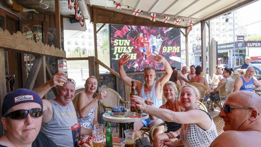 España-Inglaterra: Benidorm prepara toda la artillería para celebrar el gran duelo final