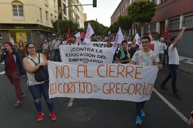 Manifestación por la Huelga general educativa