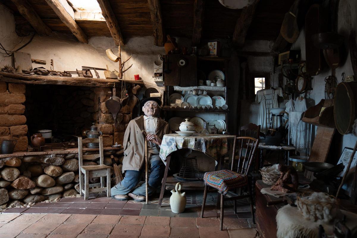 El pueblo que construyó un hombre solo