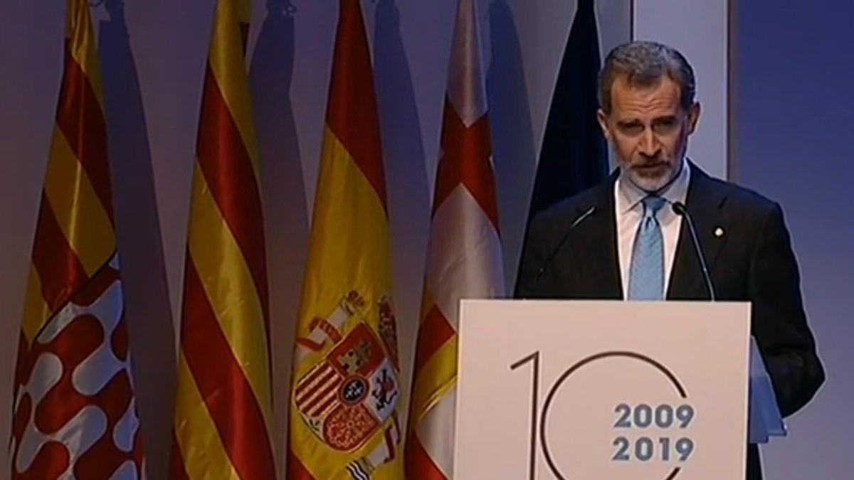 El rey Felipe VI, durante su discurso en la entrega de Premios Fundación Princesa de Girona 2019, el 4 de noviembre del 2019 en el Palacio de Congresos de Catalunya, en Barcelona, el 4 de noviembre del 2019