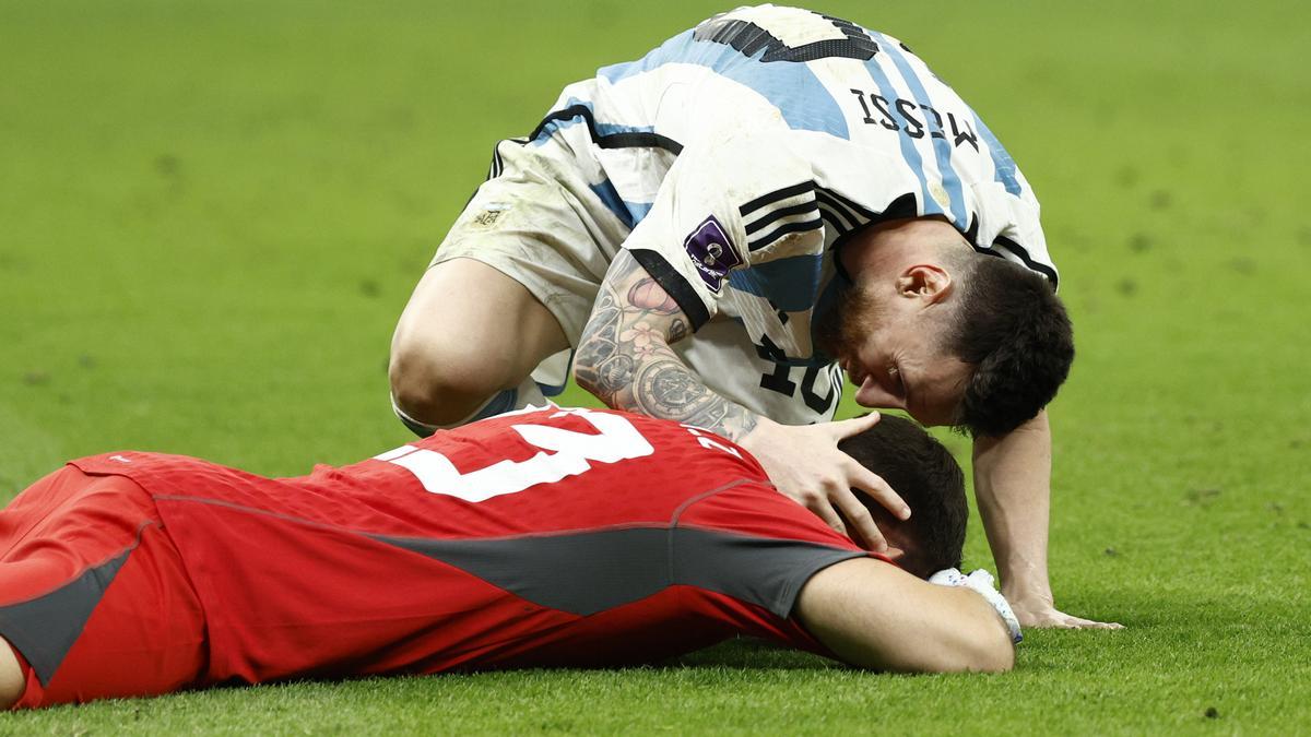 El &#039;Dibu&#039; Martínez elogió a Leo Messi antes de la final