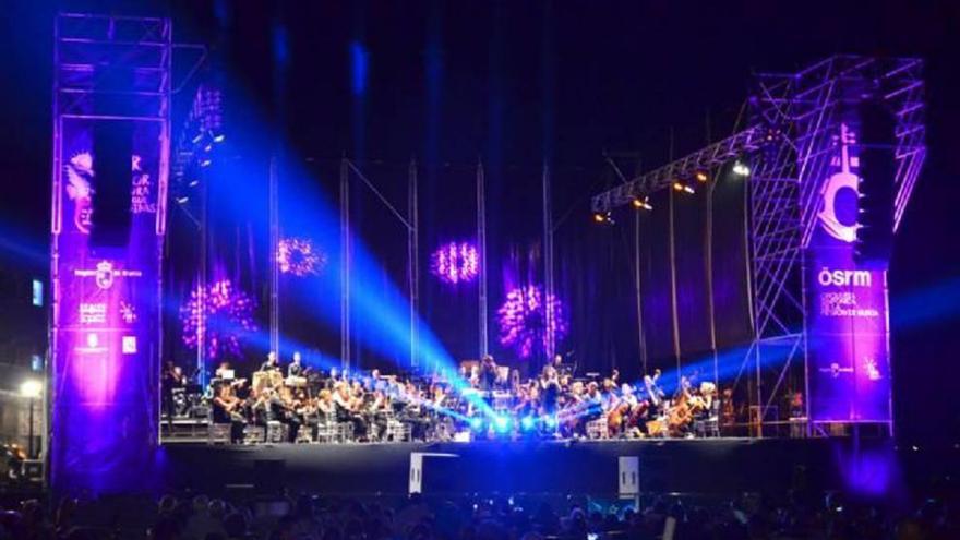 La Orquesta Sinfónica actuó en la playa de Los Narejos el pasado mes de julio.