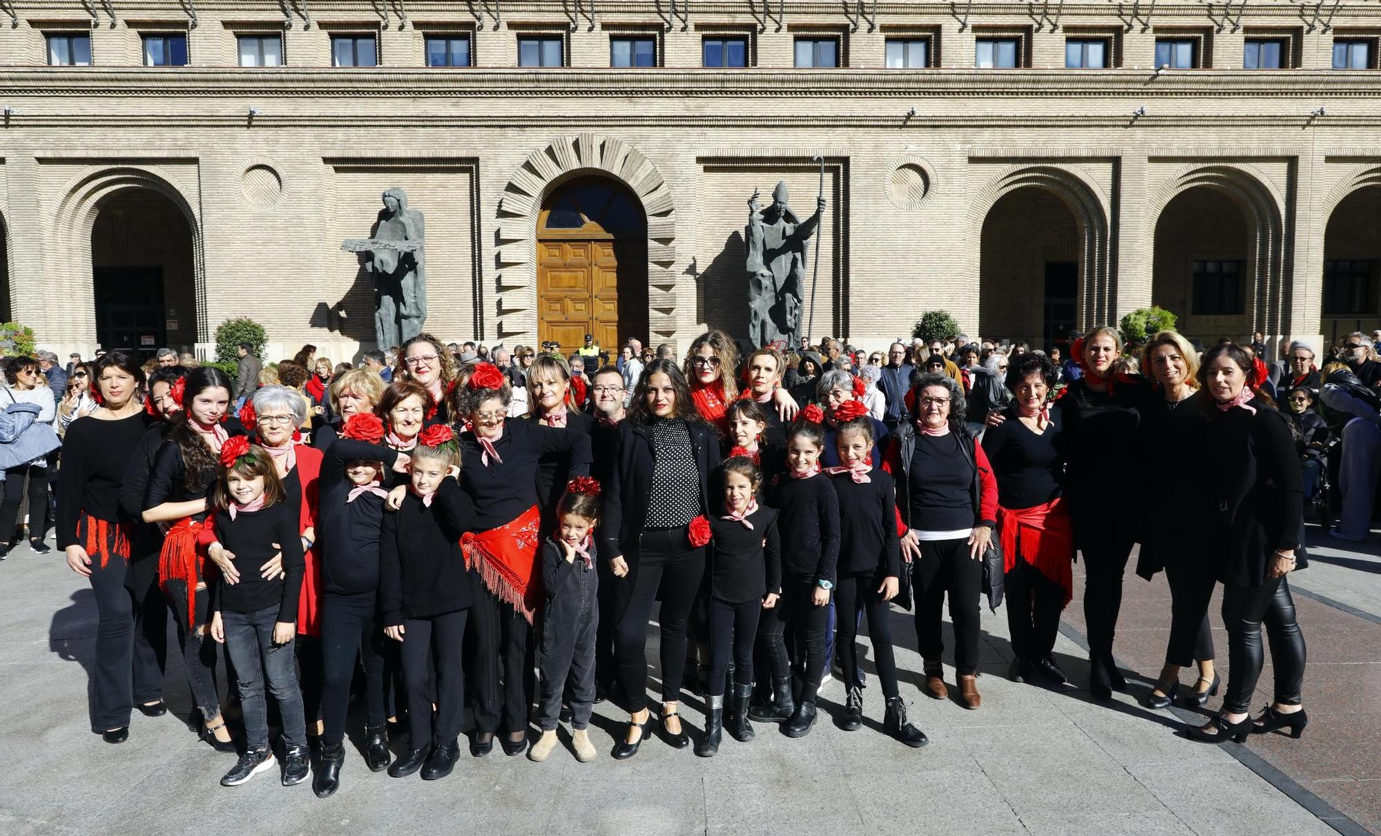 En imágenes | Flashmob jotero en la Plaza del Pilar de Zaragoza