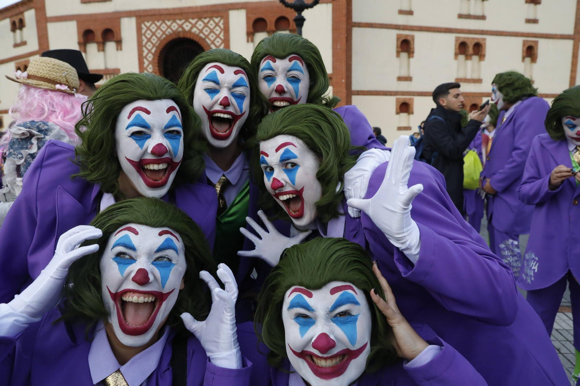 Así fue el multitudinario desfile del Antroxu de Gijón (en imágenes)