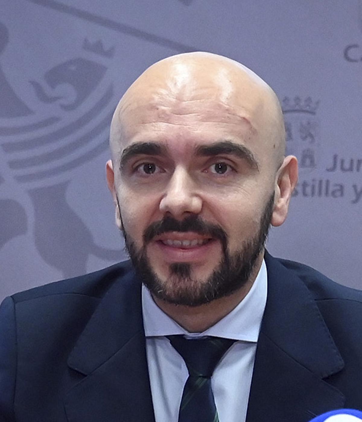 Álvaro Muñoz Galindo, viceconsejero de Sanidad y Gerente Regional de Salud.