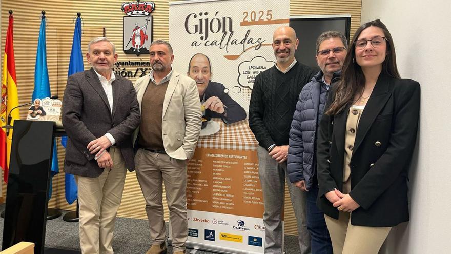 Por la izquierda, José Ramón Fiaño, Vicente Fernández, Oliver Suárez, Toño Migoya y Joana Rodríguez, ayer, en la presentación de la campaña. | P. P.