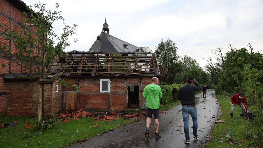 Un tornado deja al menos un fallecido y decenas de heridos en Alemania