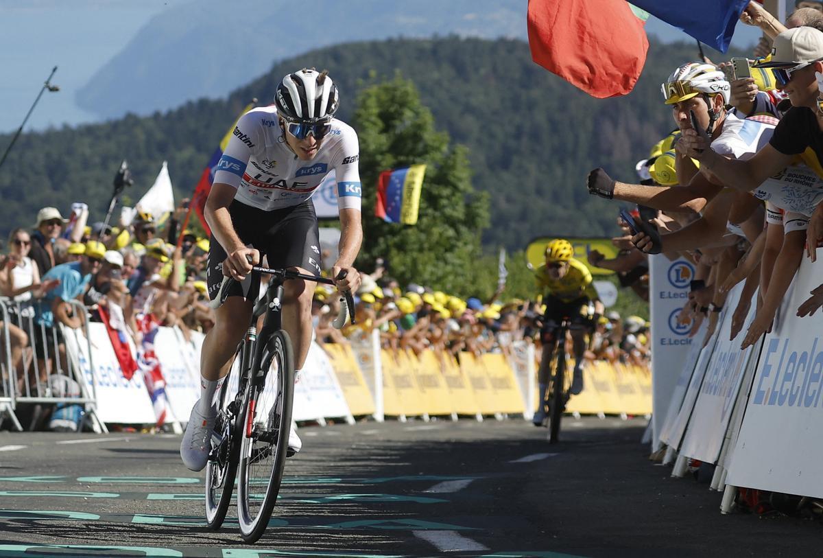 Pogacar y Vingegaard en el Tour.