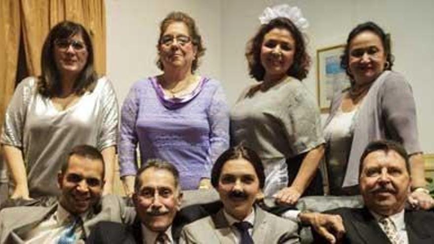 El elenco de ´Un señor con barba´.