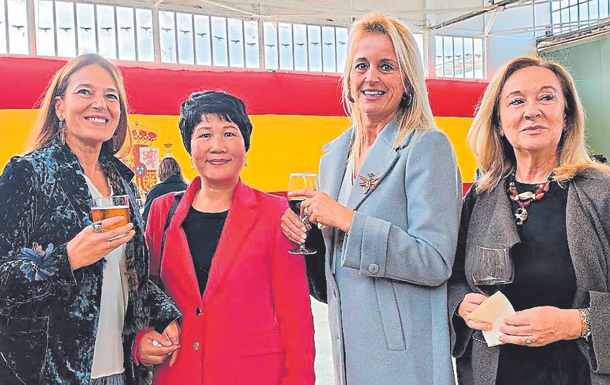 Cuca Perez, Cristina Ye Pan, M Dolores Caldentey y Pia Aznar
