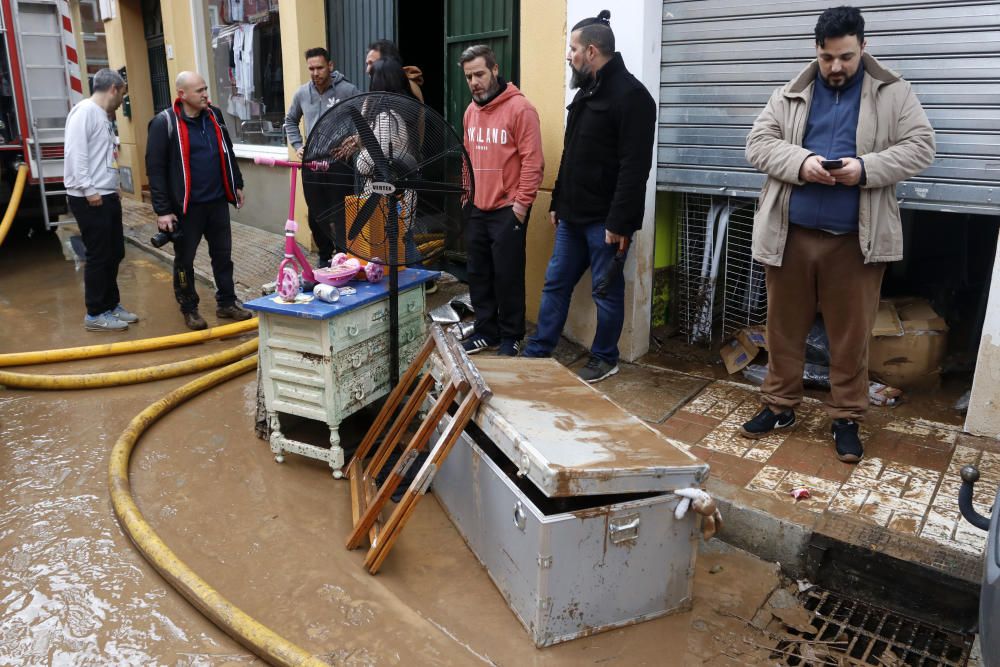 Nueva noche de tormenta y granizo en Málaga que desborda el río Campanillas