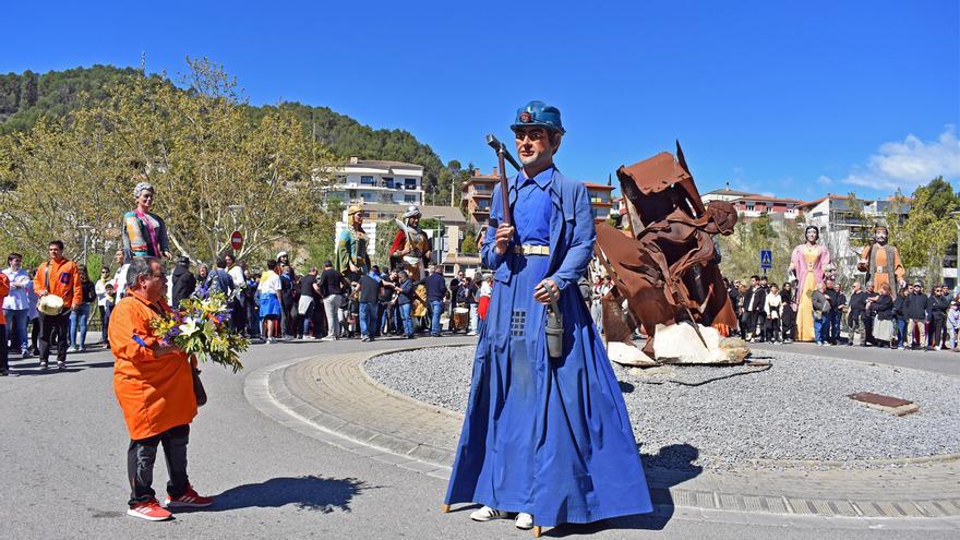 La trobada de gegants de la Fira de Rams dona el tret de sortida a la setmana caramellaire de Súria