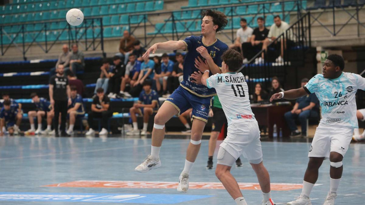 Dimitri Doder en un partido anterior con el Buenas Migas Luceros.