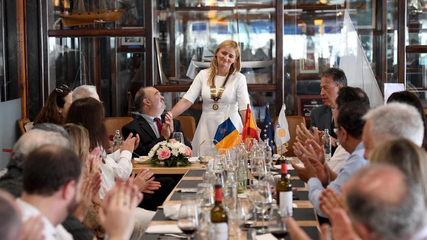 El Club Rotario Ciudad de Arucas celeblra su ceremonia de cambio de collar