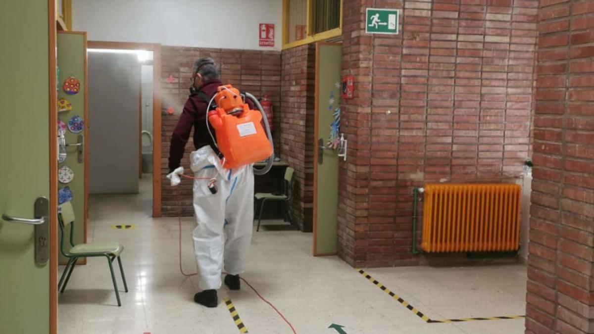 Puerto Lumbreras refuerza la desinfección de los centros educativos | AYTO. DE PUERTO LUMBRERAS