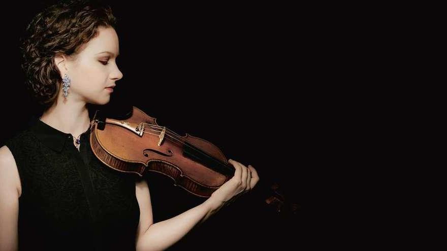Hilary Hahn: "El 'Concierto para violín' de Sibelius es auténtico rock and  roll" - La Nueva España