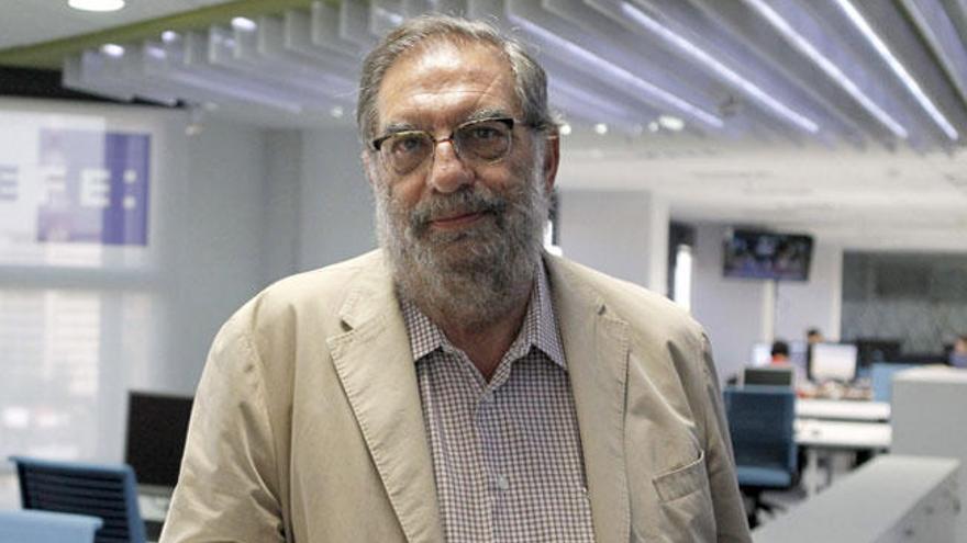 El presidente de la Academia, Enrique González Macho.