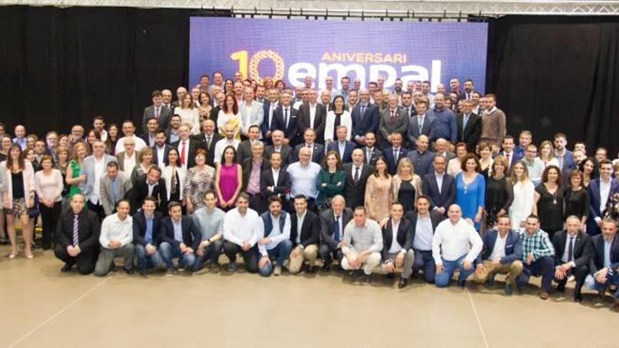 Asistentes a la cena conmemorativa de los diez años de la asociación empresarial.