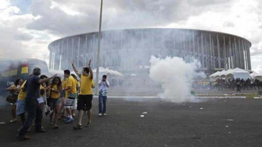 La Copa Confederaciones se inaugura con protestas