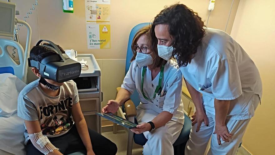 L’Hospital de Figueres disposa d’unes ulleres de Realitat Virtual gràcies a la donació de Capmany