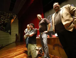 Los mejores escritores de fantasía del mundo "de la galaxia" salen a hombros del Celsius de Avilés