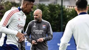 Peter Bosz, entrenador del OL