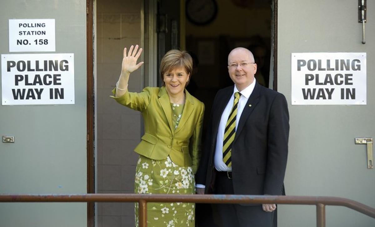 Sturgeon, després de dipositar el seu vot a Glasgow.