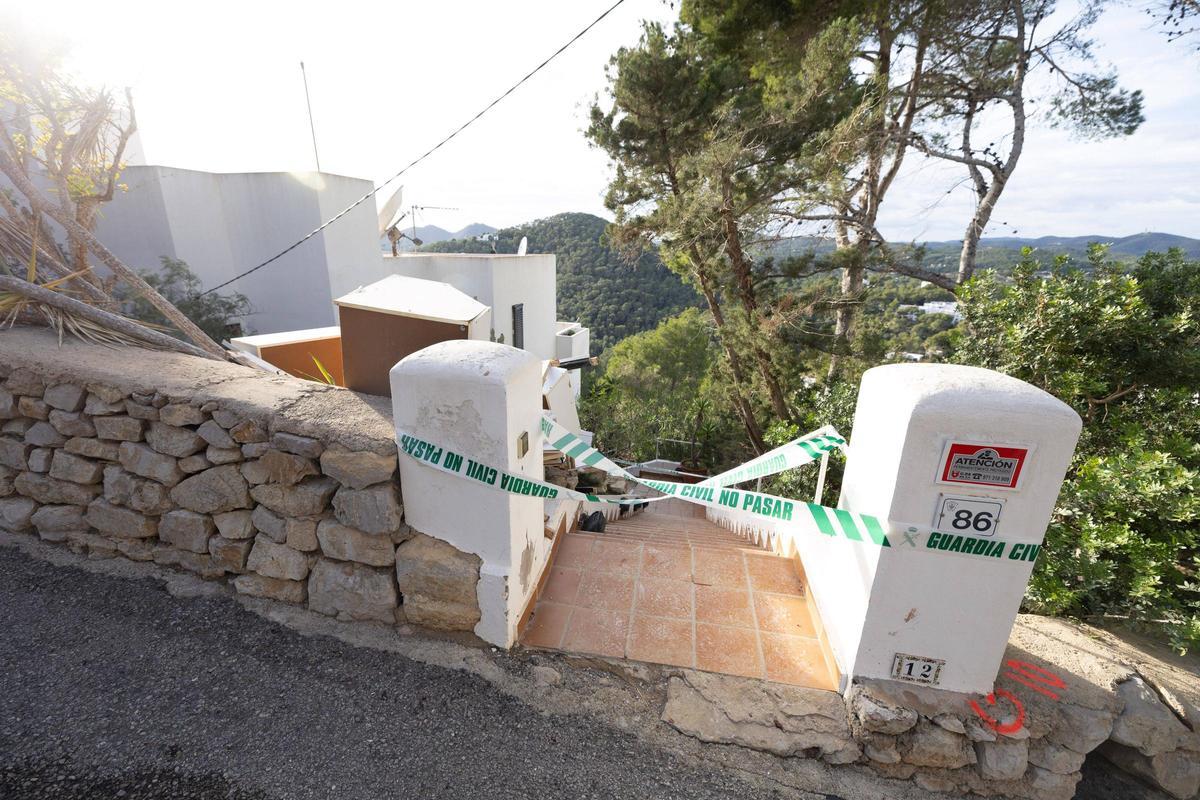 Las imágenes del derrumbe que dejó dos trabajadores heridos en Santa Eulària