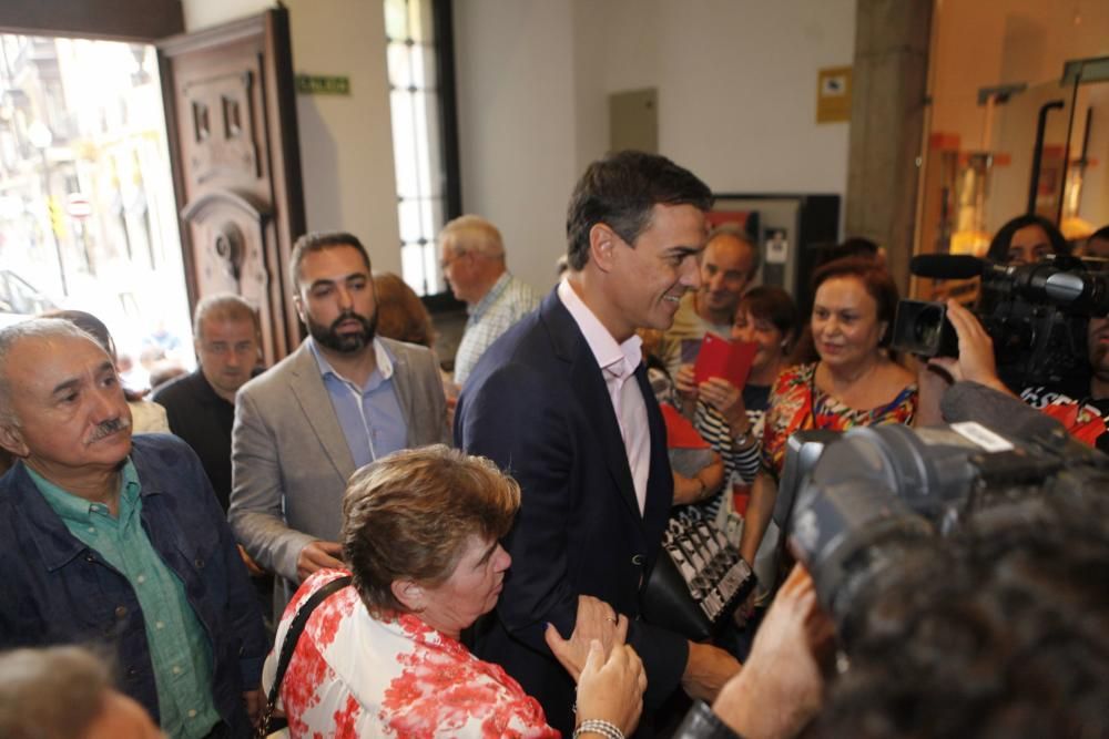 Pedro Sánchez en las charlas de verano de UGT