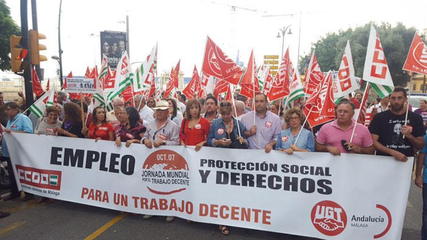 Manifestación por el Día del Trabajo Decente en Málaga