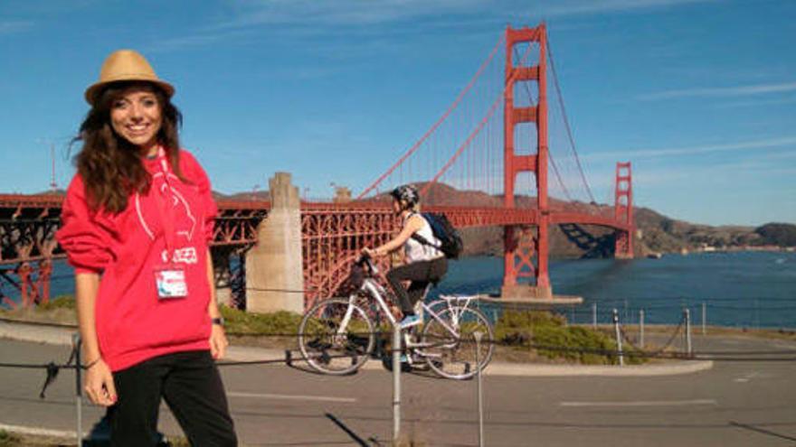Andrea Aguilella con el Golden Gate de fondo.