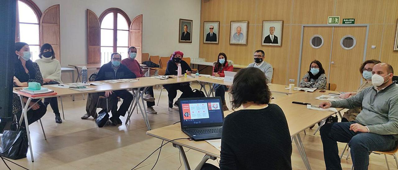 Presentación del diagnóstico de género al equipo de gobierno de Sant Josep, ayer.