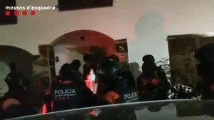 dispositiu-en-marxa-de-la-dic-contra-el-trfic-de-drogues-i-el-blanqueig-de-capitals-a-di
