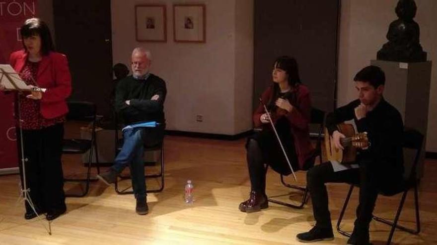 González-Quevedo ofrece un recital de poesía en Candás