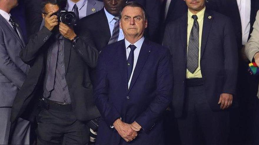 Bolsonaro acentúa su desgaste en su peor semana en el poder