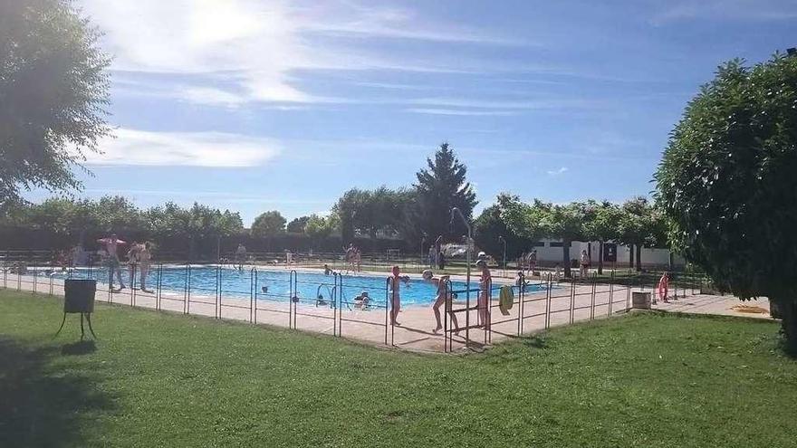 Aspecto que presentan las piscinas de Santibáñez de Vidriales.