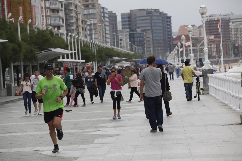 Mal tiempo en Gijón a finales de junio