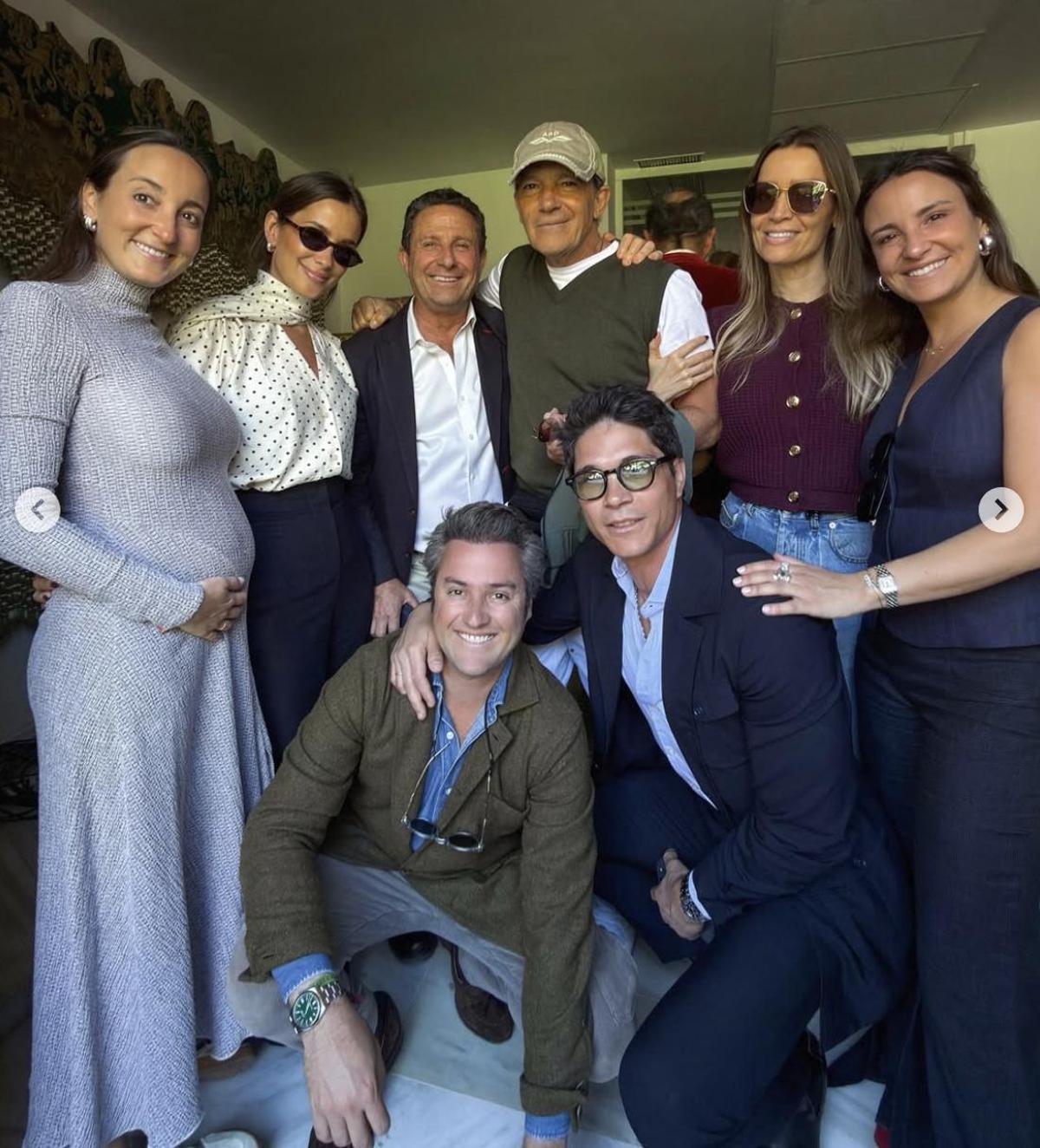 La familia Pombo con Antonio Banderas en Málaga