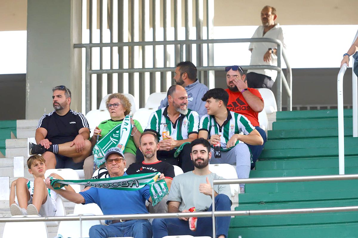 Las imágenes de la afición del Córdoba CF - Sanse