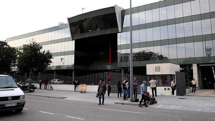 Los investigadores sospechan de los contratos para telecomunicaciones en la Generalitat de Artur Mas