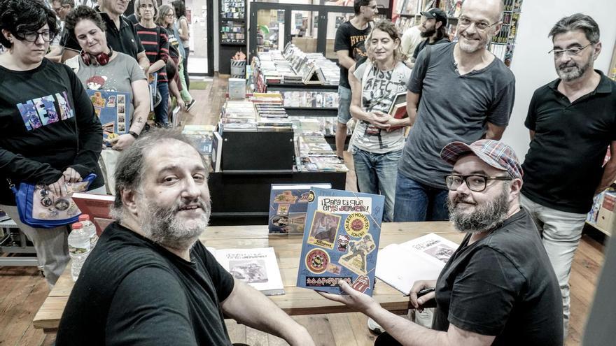Les millors imatges de la presentació del llibre &quot;Para ti, que eres joven!&quot;