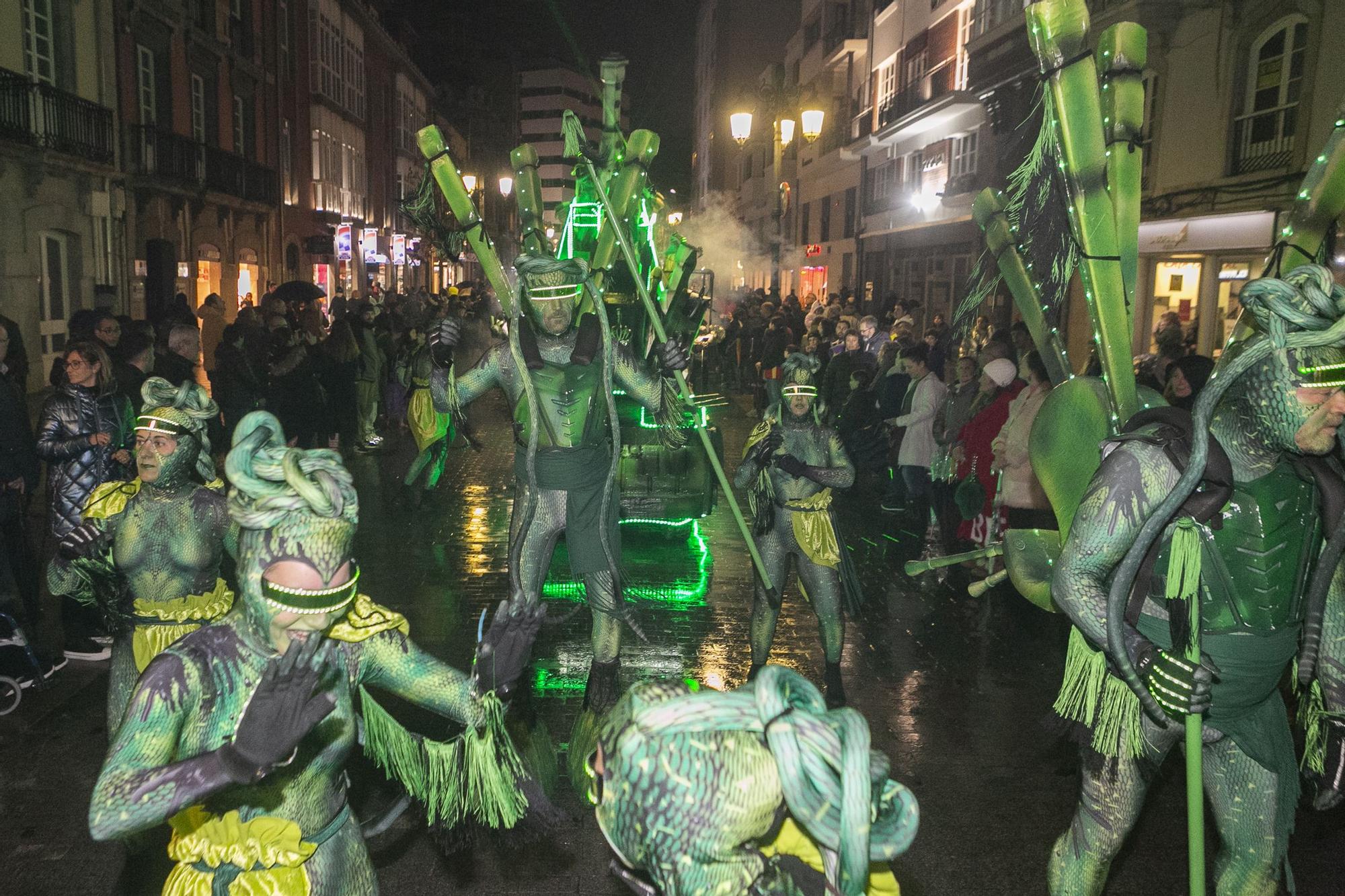 EN IMÁGENES: Gran desfile de Martes de Carnaval en Avilés