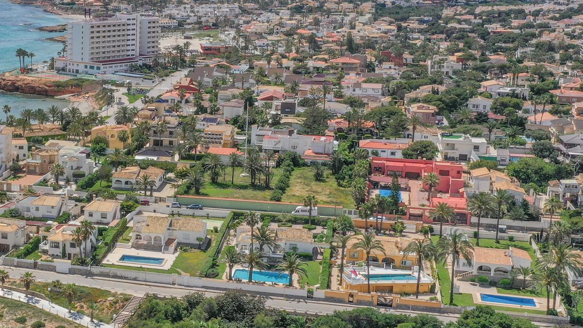Vista aérea de la urbanización La Zenia, en Orihuela Costa