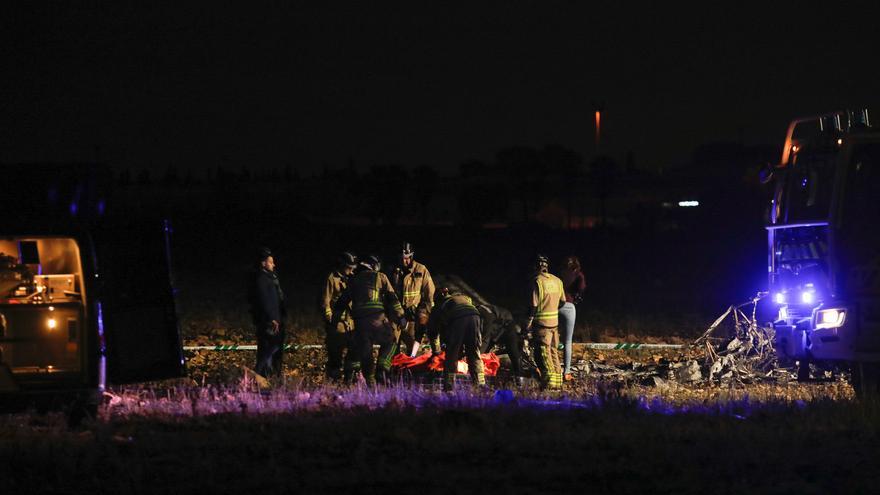 Mueren dos pilotos al estrellarse con una avioneta en San Javier