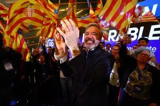 En imágenes | El PP pierde dos escaños en el 8F