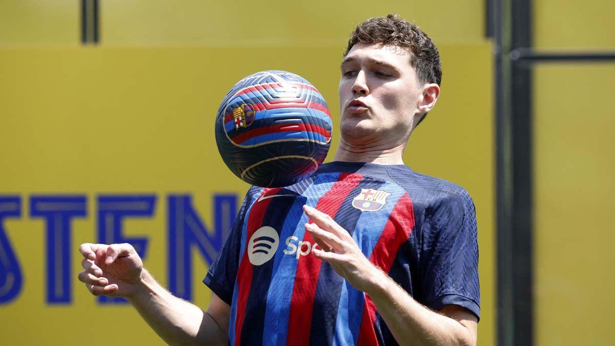 Andreas Christensen en el momento de su presentación con el Barça.