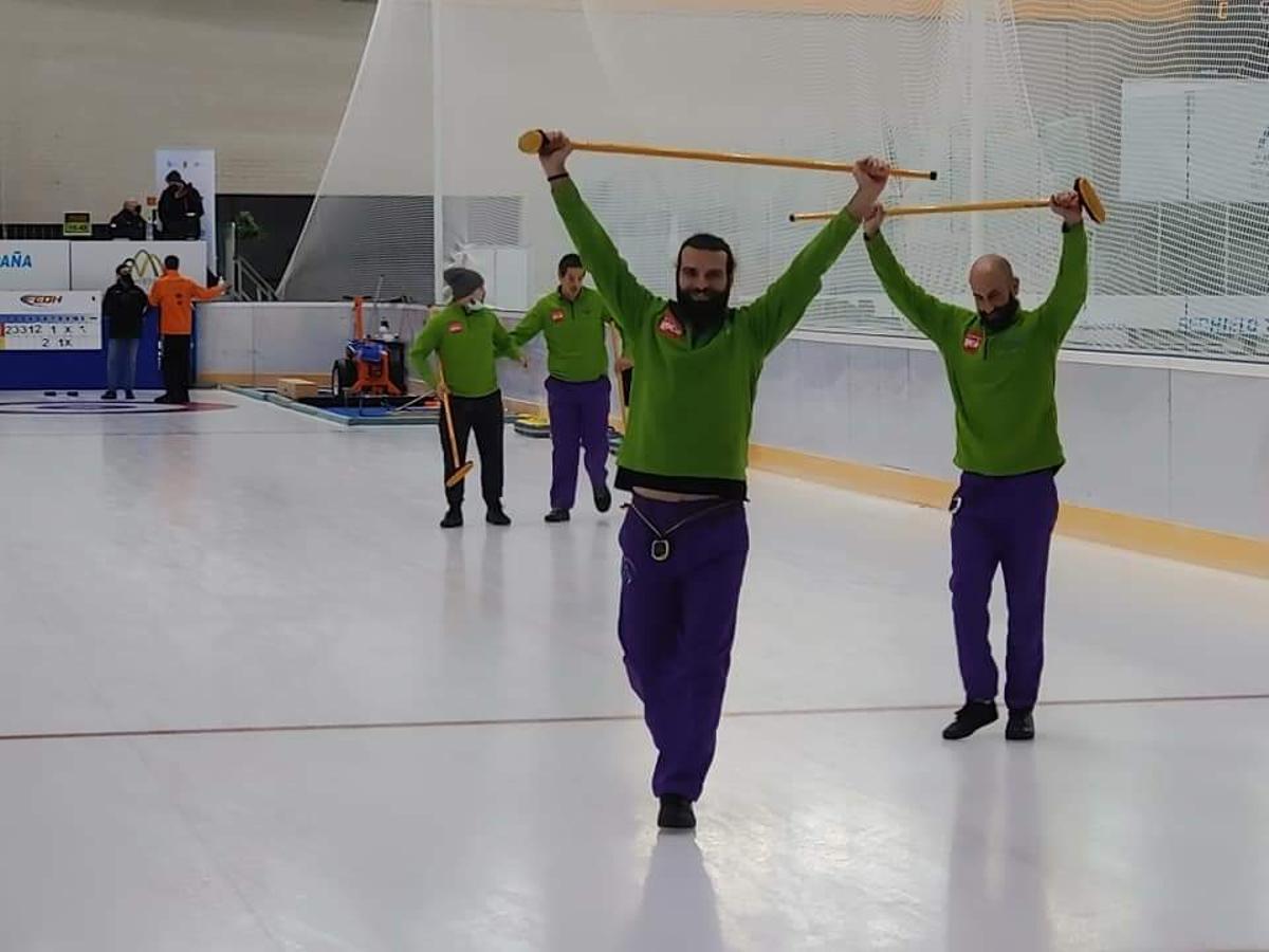 Histórico ascenso a Primera de Los Compadres Curling Málaga