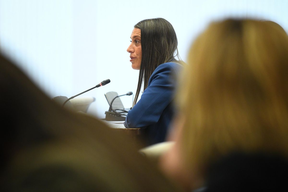 La portavoz de Junts en el Congreso de los Diputados, Miriam Nogueras, interviene durante la Comisión sobre mascarillas en el Congreso de los Diputados, a 22 de abril de 2024, en Madrid (España). Las comisiones de investigación sobre la compra de material sanitario durante la pandemia del Covid-19 arrancan hoy su fase de comparecencias en el Congreso y en el Senado. Illa está también el candidato del PSC-PSOE a los comicios catalanes del 12 de mayo y su comparecencia se celebra dos días antes de que empiece la campaña electoral. 22 ABRIL 2024;MASCARILLAS;CONGRESO;PANDEMIA Fernando Sánchez / Europa Press 22/04/2024 / MIRIAM NOGUERAS;Fernando Sánchez;category_code_new;