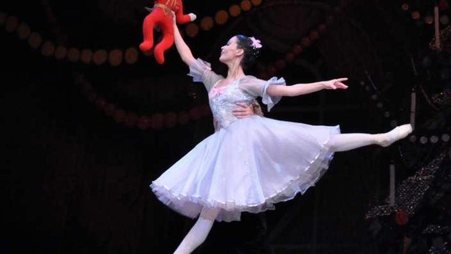 Una bailarina del Ballet Nacional Ruso, durante la representación de &quot;El Cascanueces&quot;.