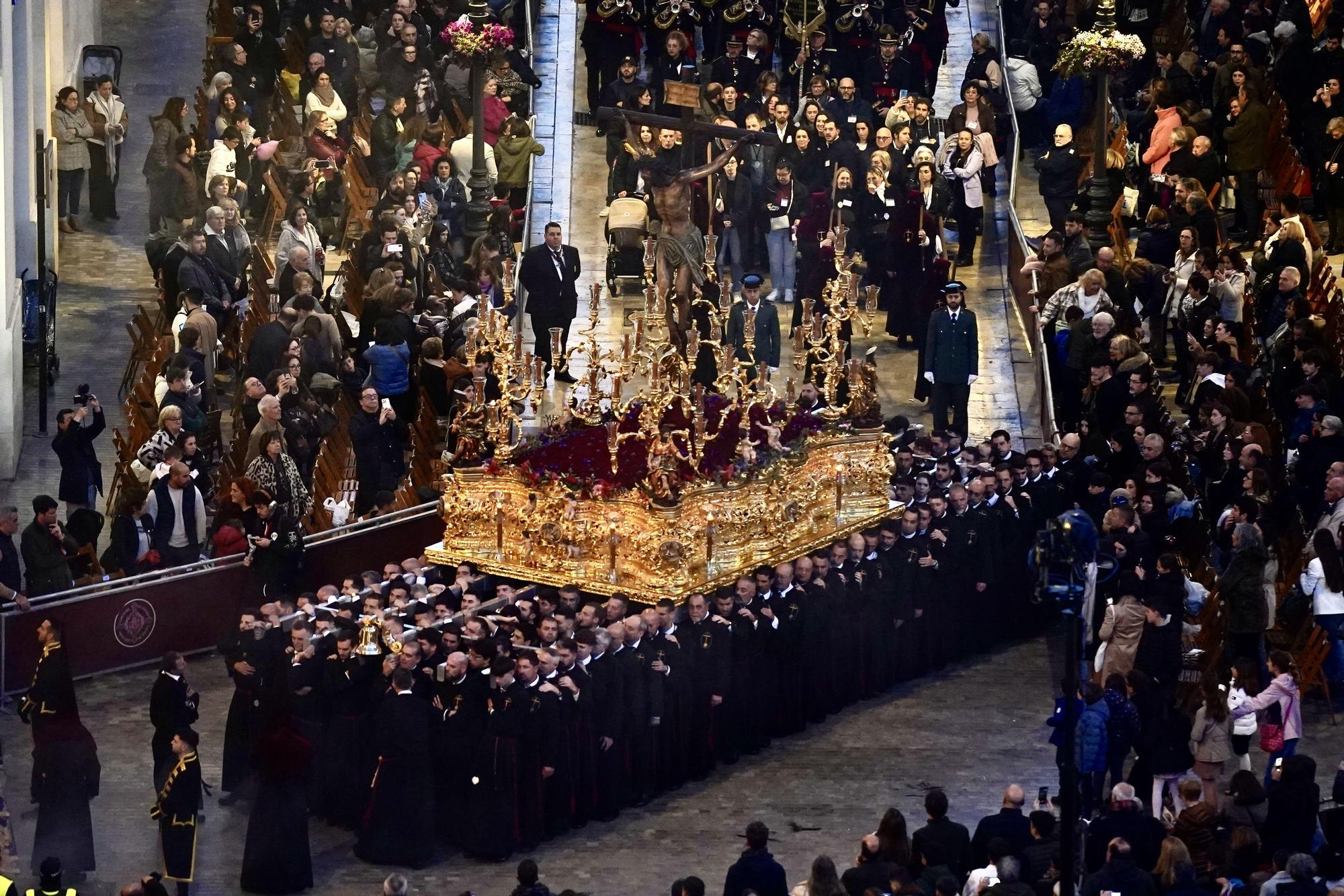 Salida procesional de la Cofradía de Las Penas, el Martes Santo de 2024.
